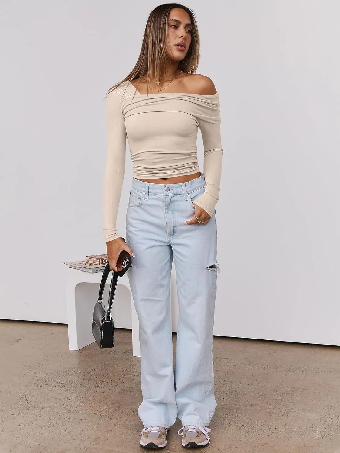 ANRABESS Womens One Off Shoulder Shirts Long Sleeve Going Out Crop Tops Ruched Tight Casual Blouse 2025 Trendy