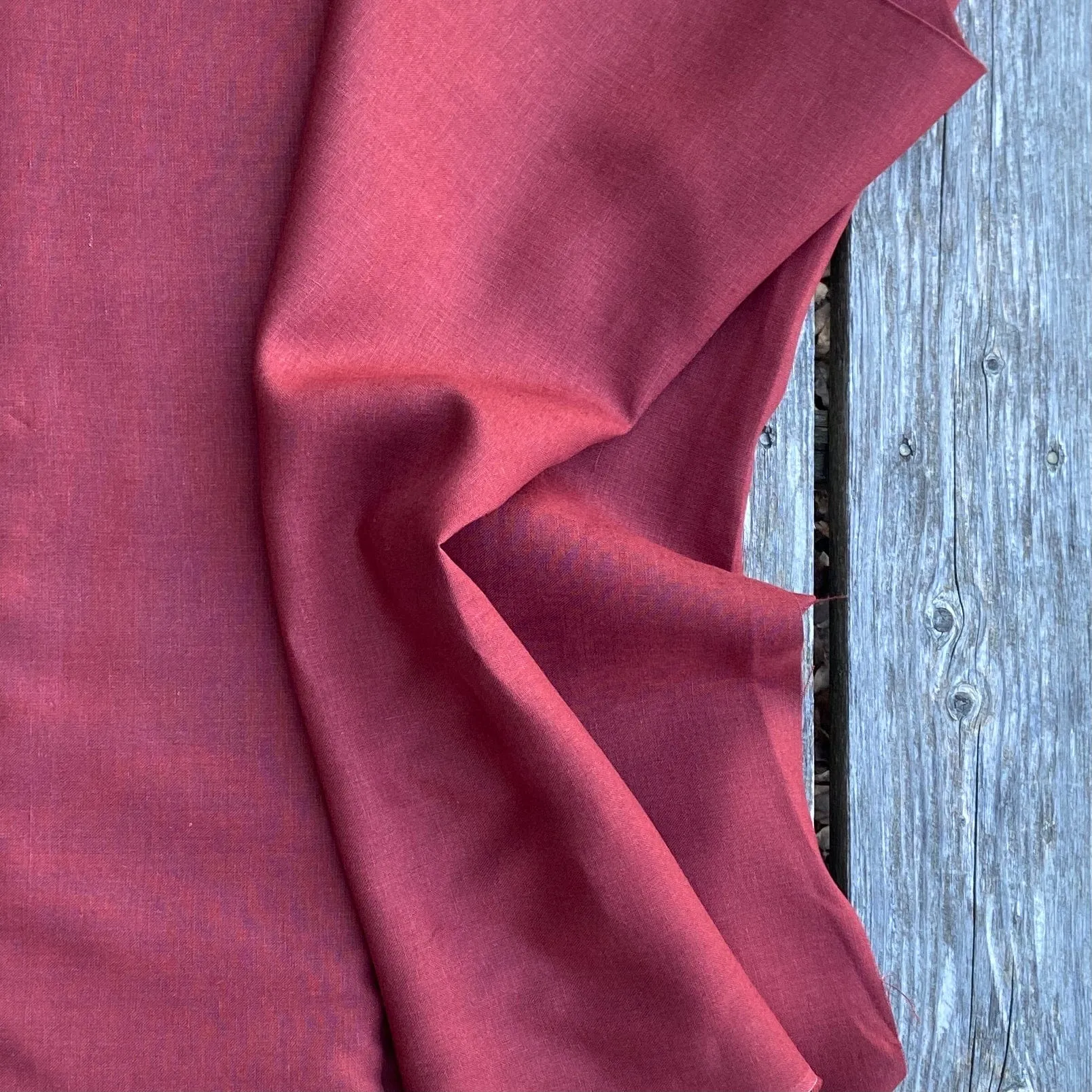 Driftwood Linen in Garnet