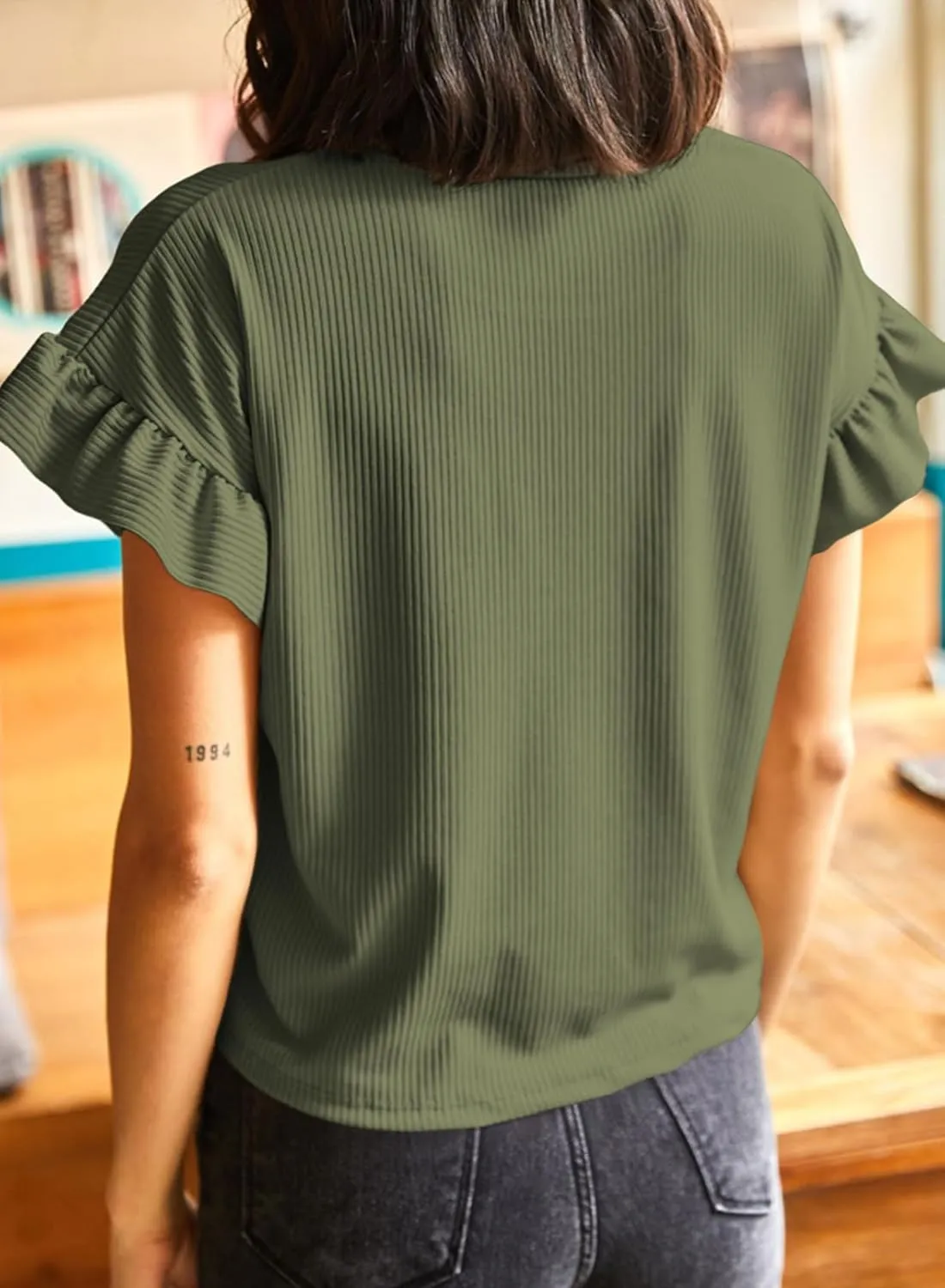 EVALESS Womens Summer Casual Short Sleeve Tops Ruffle Basic T Shirts Round Neck Solid Knit Loose Fit Tee Blouses