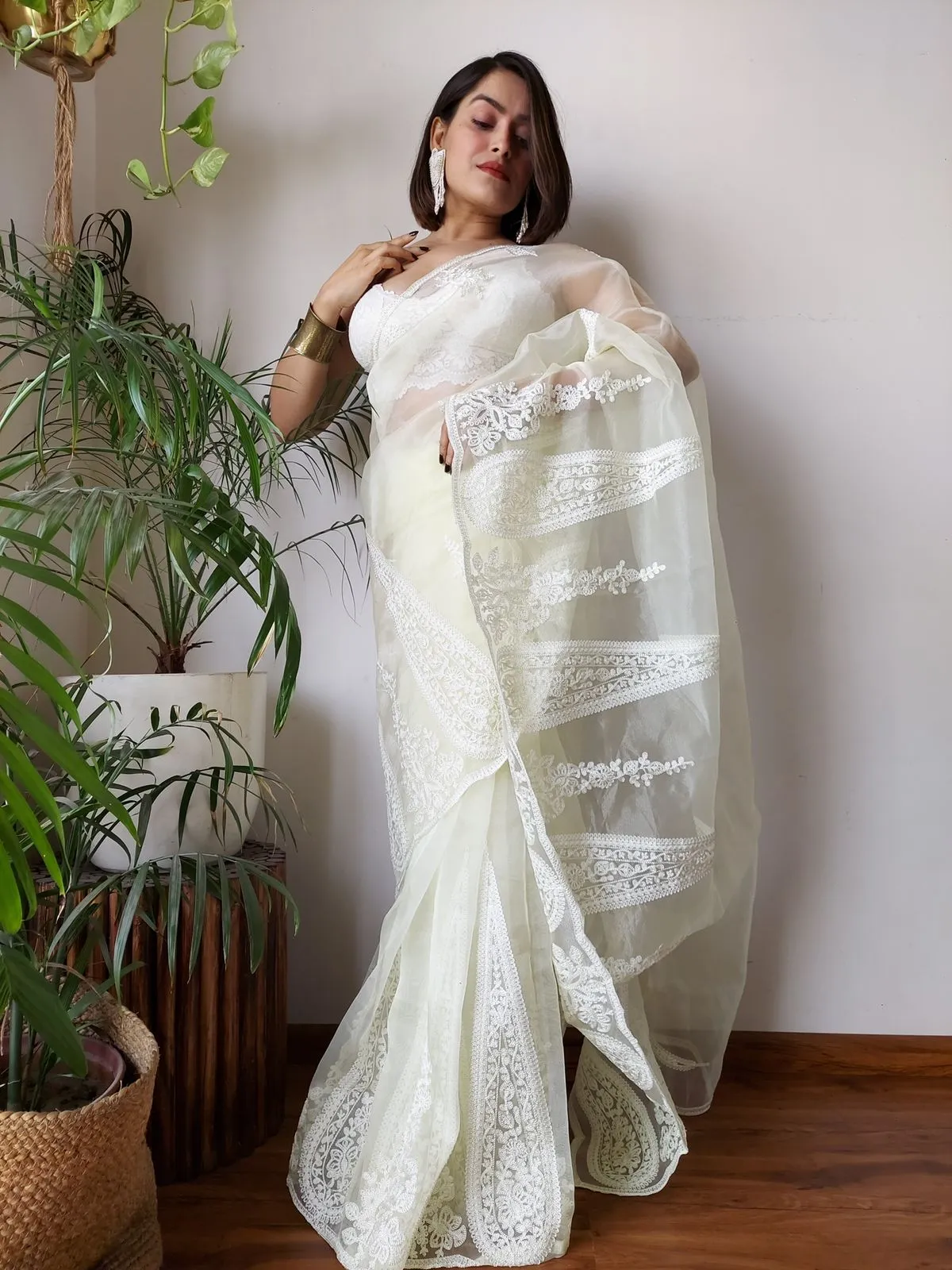 White Semi-Pure Organza Saree with Exquisite Lucknowi Work & Matching Blouse