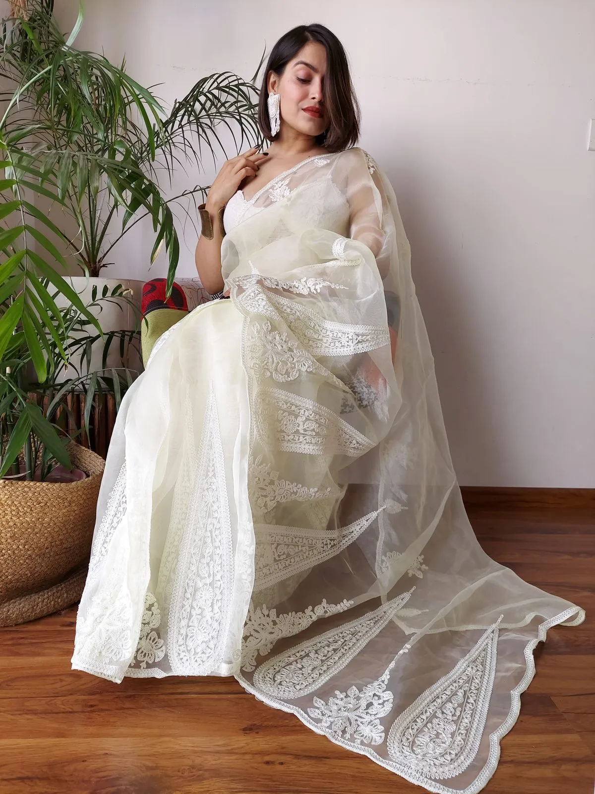 White Semi-Pure Organza Saree with Exquisite Lucknowi Work & Matching Blouse